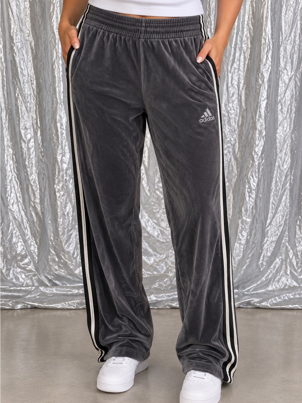 Adidas Men’s XL Velour Track Pants Gray Black 3 Stripe Wide Leg Y2K
